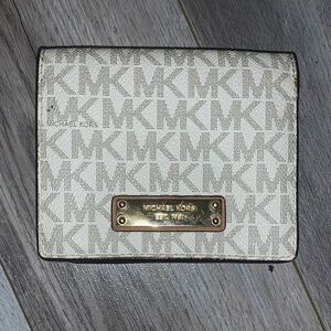 Michael Kors Cream Wallet with Gold Logo Plate